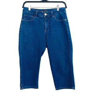 Lee Classic Fit Capri Jeans Medium Wash Denim Cropped Pants Size 8 Medium